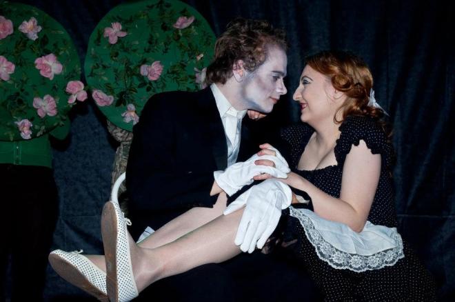 Porkington Parkin hovimestari Edward ja palvelusneito Ella. Kuva: Noora Sandgren