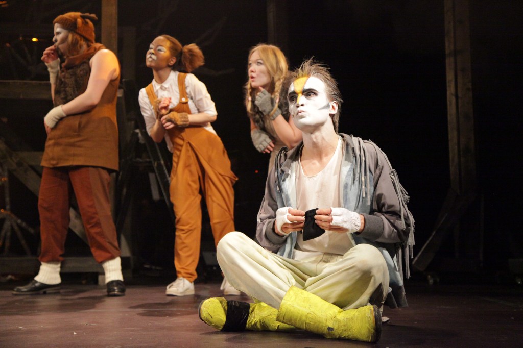 Halloween speksikkäästi